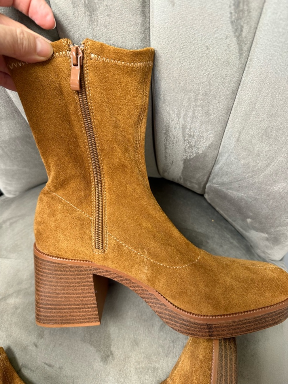 Lulus Hugez Brown Suede Platform Ankle Boots Size 9 Chunky Heel - Picture 5 of 6